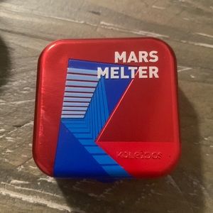 Kaleidos Mars Melter Highlighter G04 / Gently Used /Swatched/Used 2/3 times
